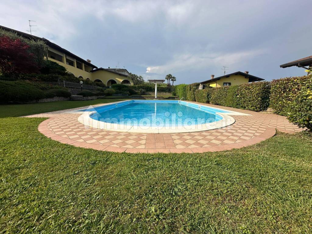 Bilocale via Bertanigra 1, Centro, Padenghe sul Garda